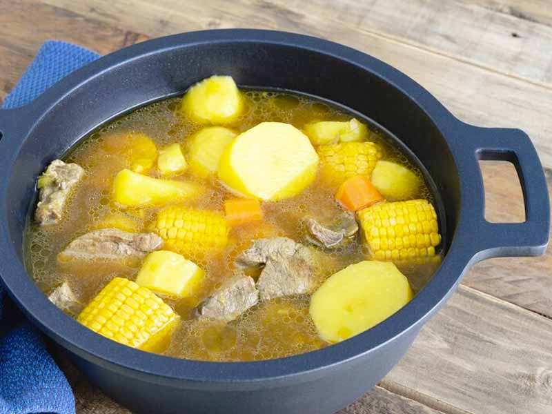 Unique Colombian Food: Sancocho