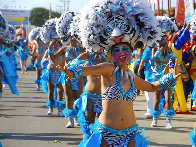 7 reasons why you should travel to Colombia in 2022: Music and Carnivals