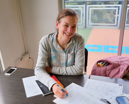 Student at our school in Bogotá learning Colombian Spanish slang