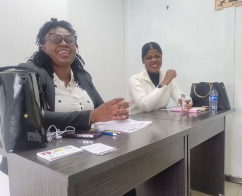 Two students learning Colombian Spanish in a classroom in Bogotá